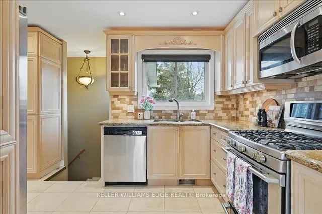 Additional property image - 1250 TAVISTOCK Dr