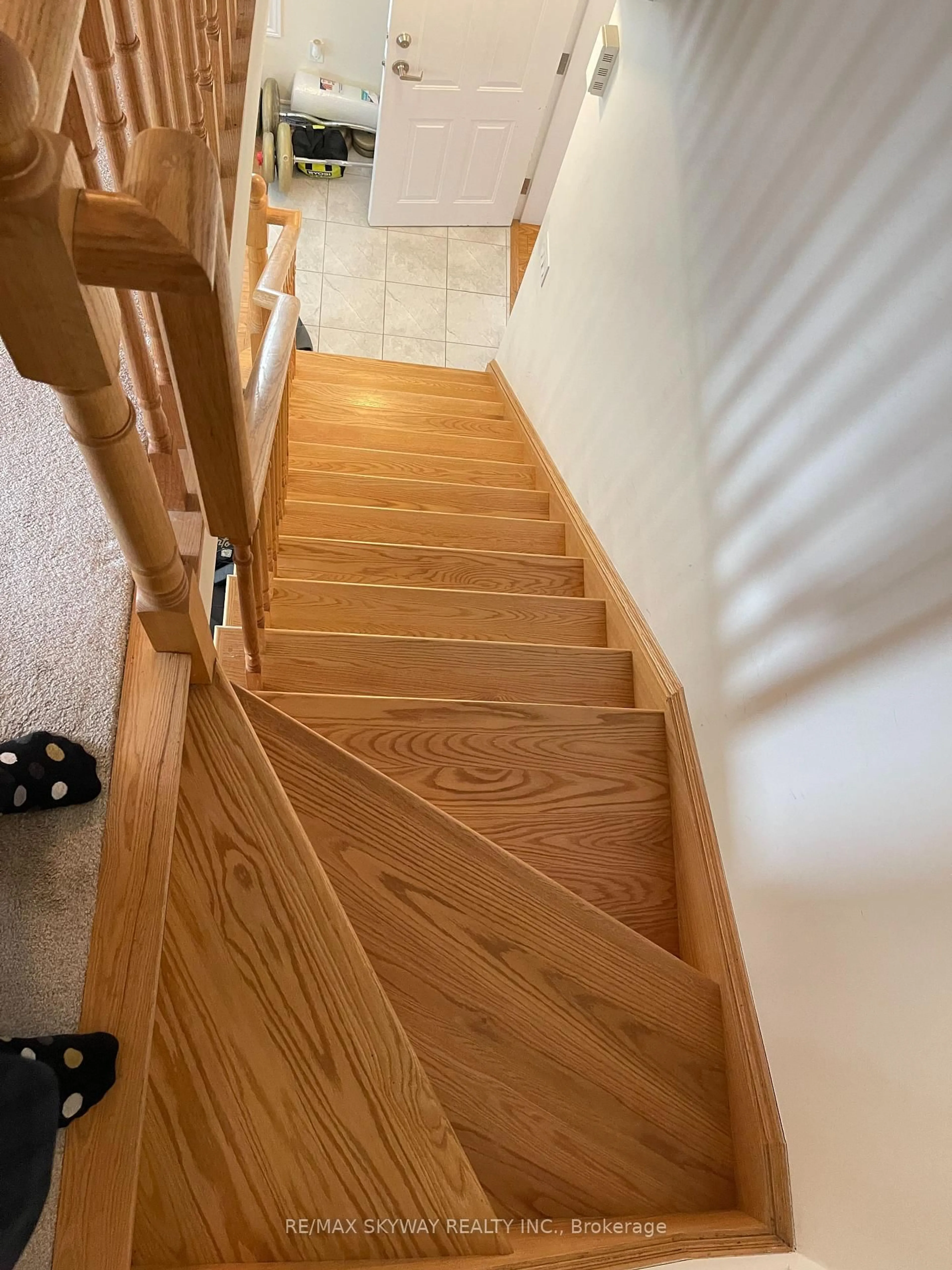 Stairs for 200 Veterans Dr #103, Brampton Ontario L7A 4S6