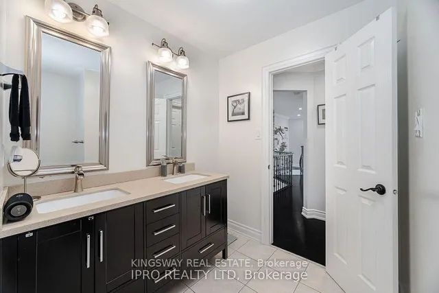 Additional property image - 923 Bristol Rd
