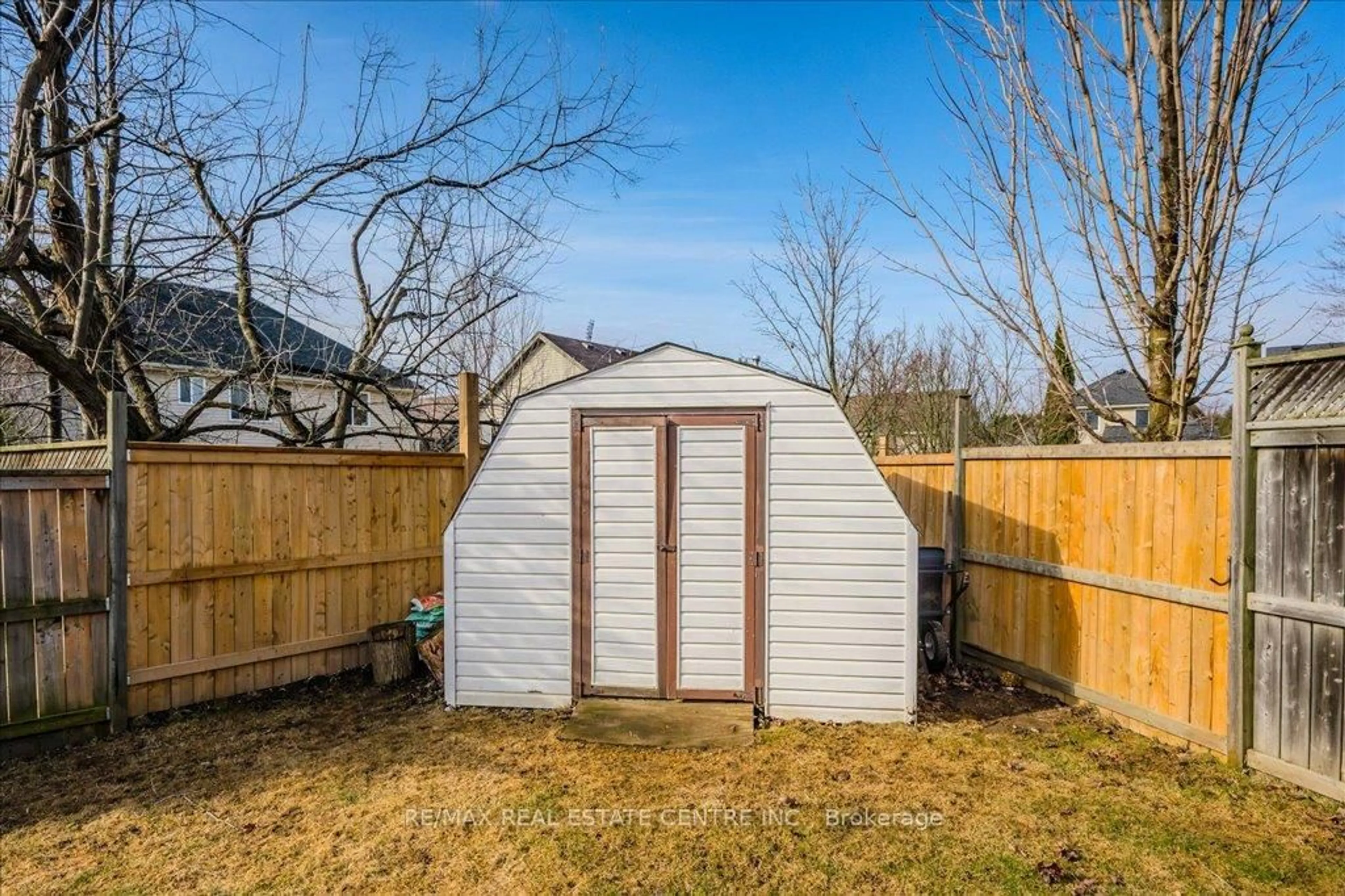 Shed for 93 Biscayne Cres, Orangeville Ontario L9W 5E5