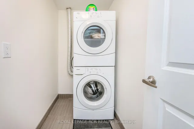 Additional property image - 60 Baycliffe Cres Unit 106