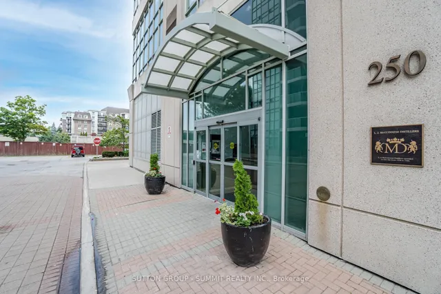 Additional property image - 250 MANITOBA St Unit 709