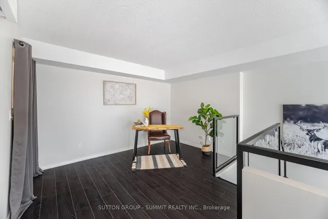 Additional property image - 250 MANITOBA St Unit 709