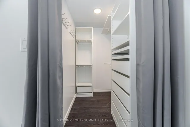 Additional property image - 250 MANITOBA St Unit 709