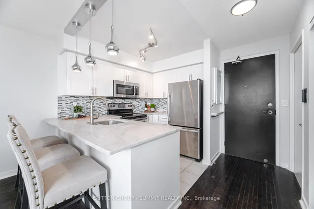 Additional property image - 250 MANITOBA St Unit 709