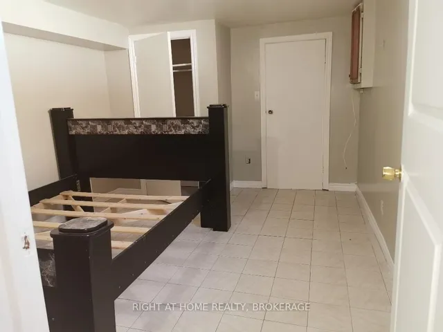 Additional property image - 3708 Woodruff Cres