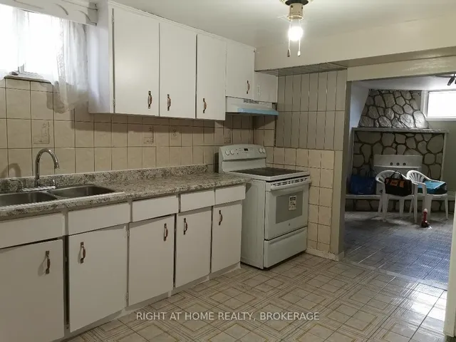 Additional property image - 3708 Woodruff Cres