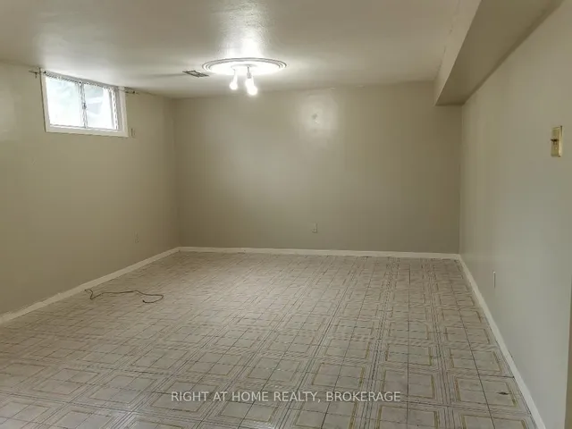 Additional property image - 3708 Woodruff Cres