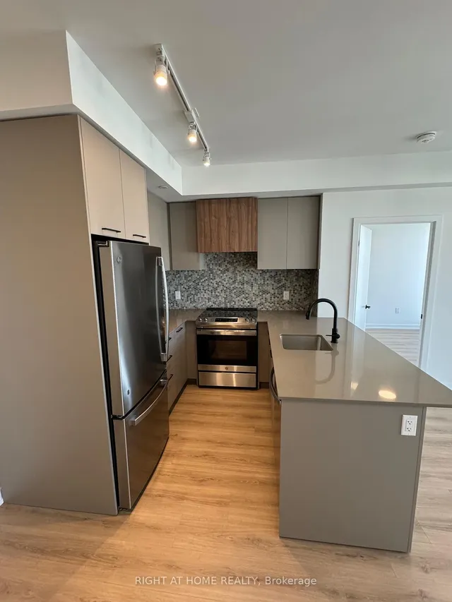 Additional property image - 10 Lagerfeld Dr Unit 416