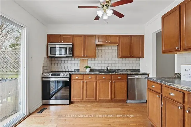 Additional property image - 2251 Ingersoll Dr