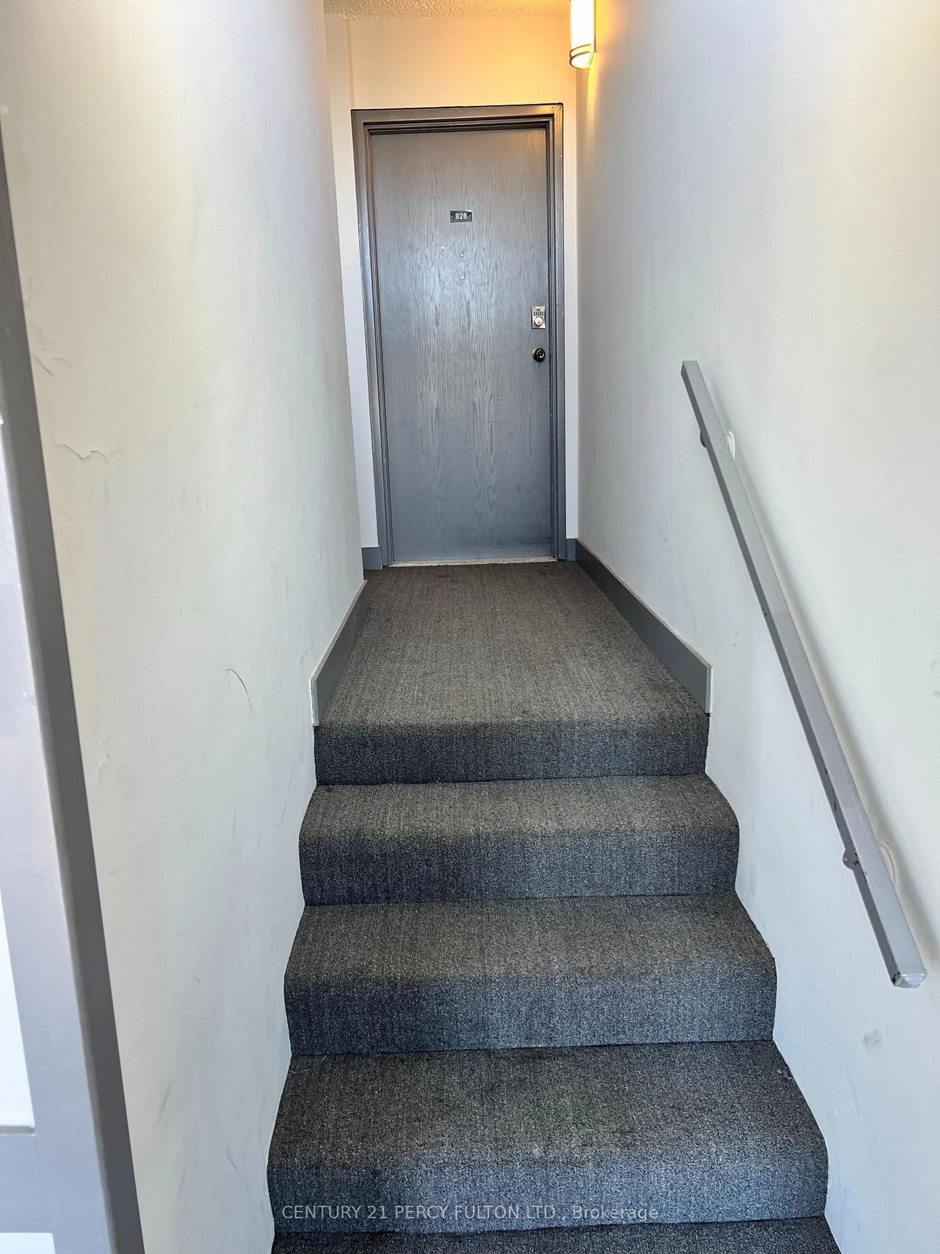 Unknown for 4645 Jane St #828, Toronto Ontario M3N 2K9