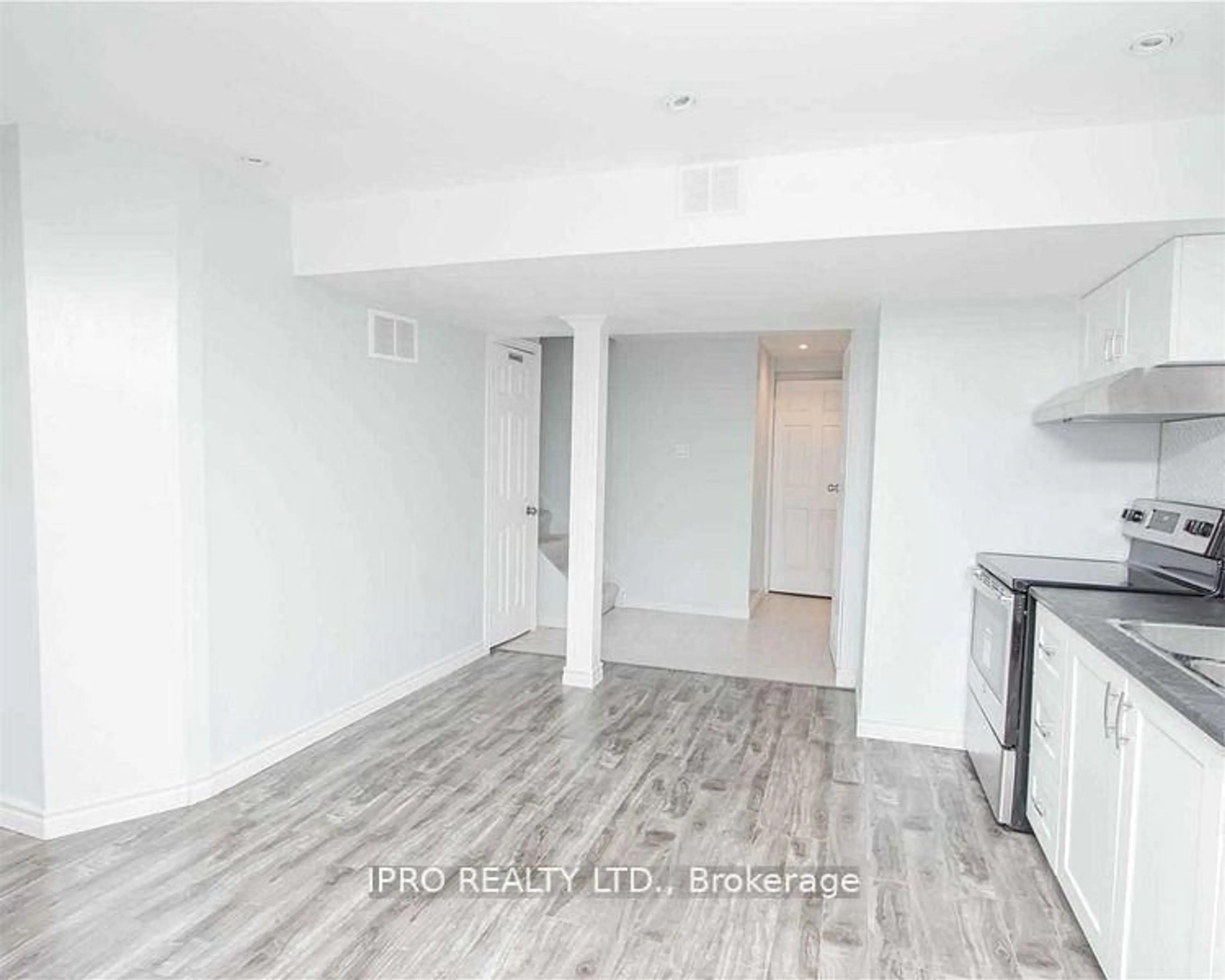 A pic of a room for 424 Jay Cres, Orangeville Ontario L9W 4Z2