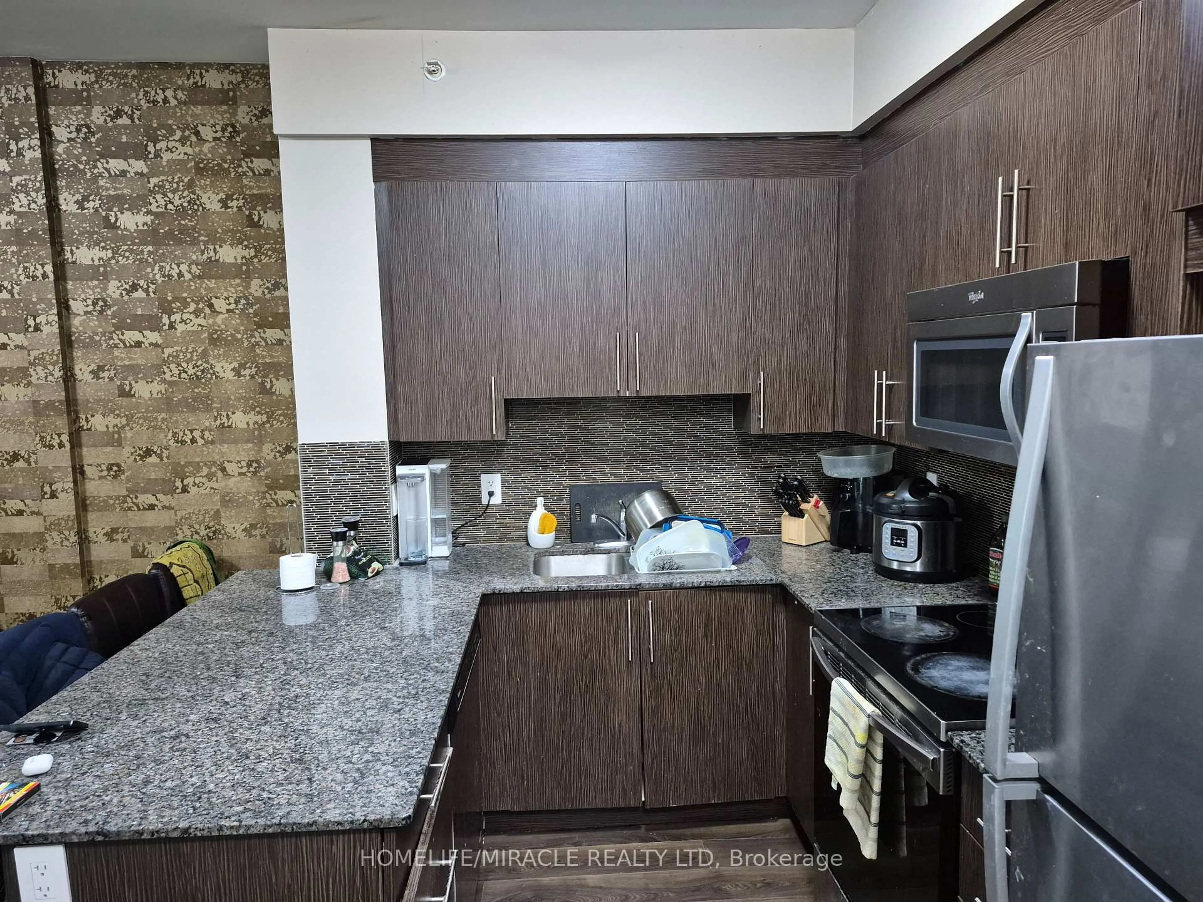 Standard kitchen, unknown for 45 Yorkland Blvd #209, Brampton Ontario L6P 4B4
