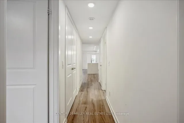 Additional property image - 3058 Sixth Line Unit 108