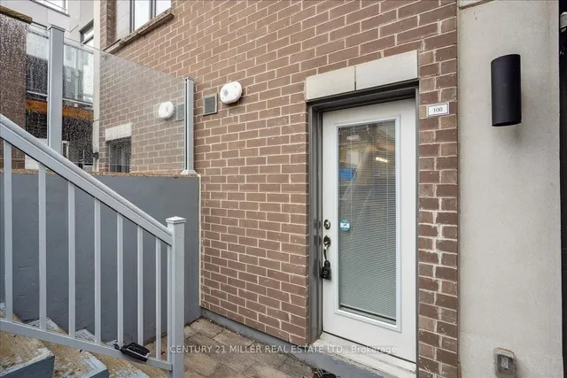 Additional property image - 3058 Sixth Line Unit 108