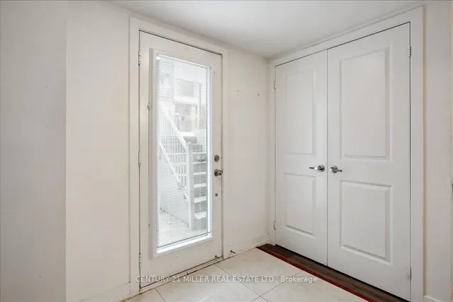 Additional property image - 3058 Sixth Line Unit 108