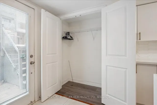 Additional property image - 3058 Sixth Line Unit 108
