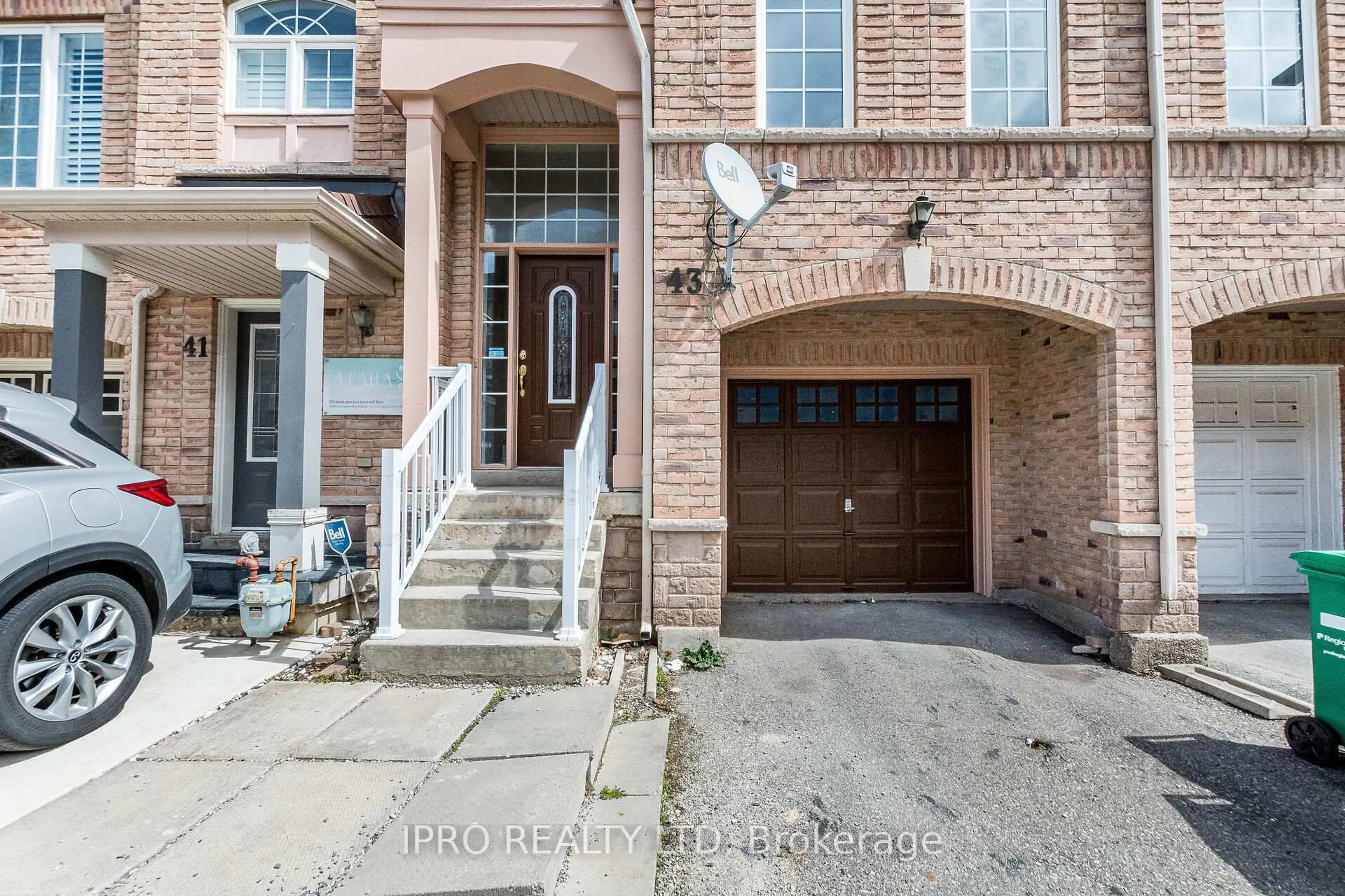 Home with brick exterior material, street for 43 Axelrod Ave, Brampton Ontario L6Y 5S9