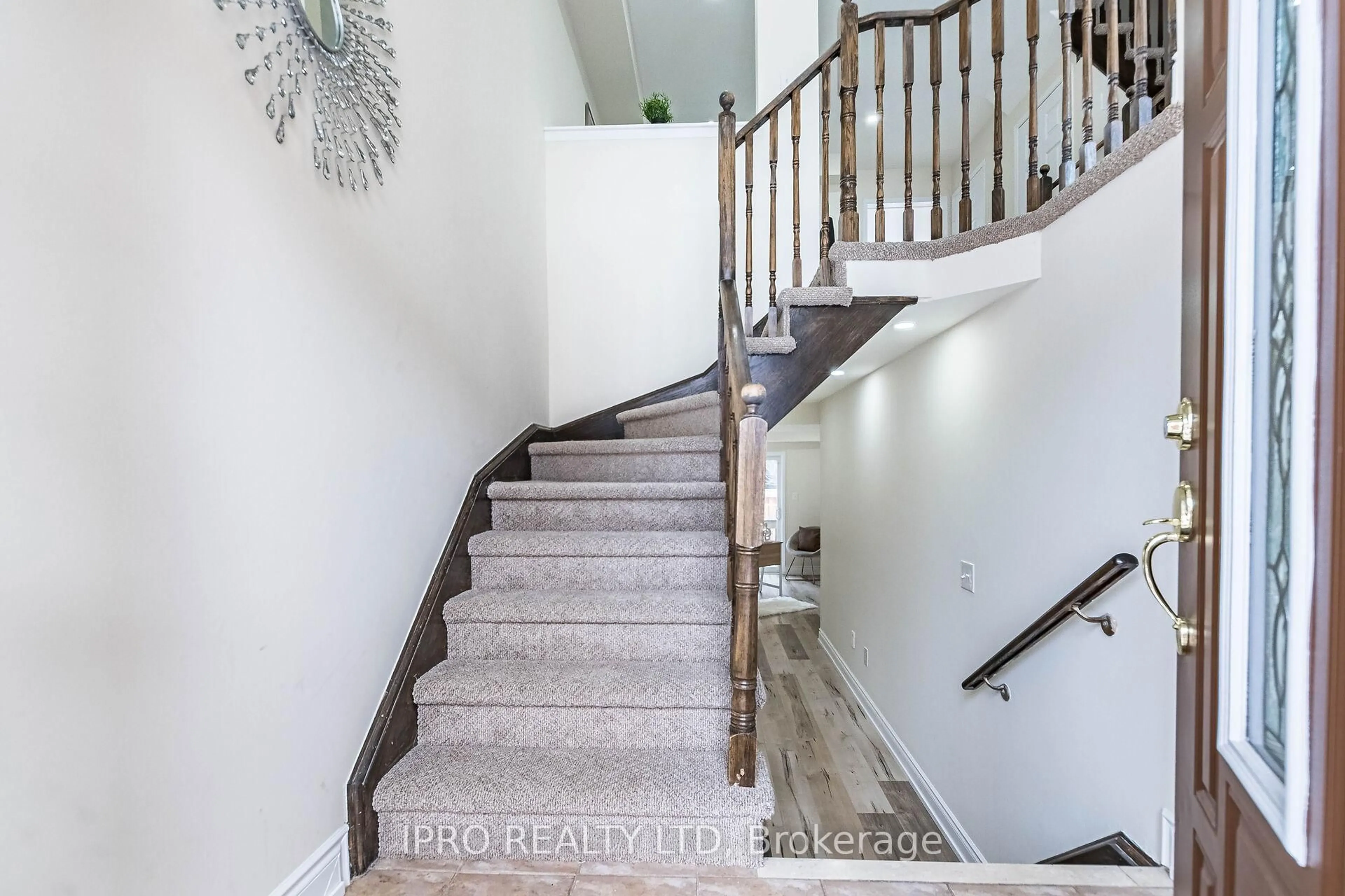 Stairs for 43 Axelrod Ave, Brampton Ontario L6Y 5S9
