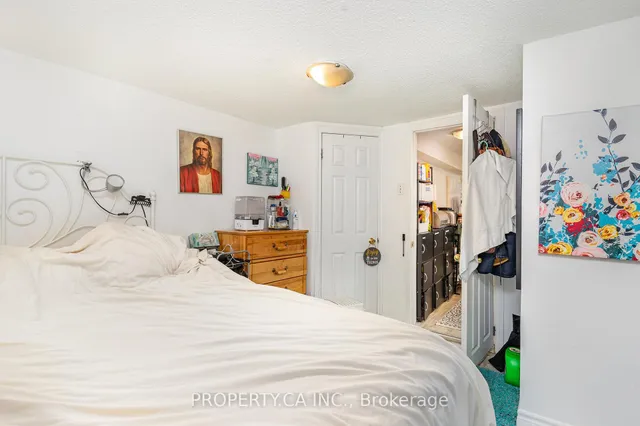Additional property image - 1126 Dovercourt Rd
