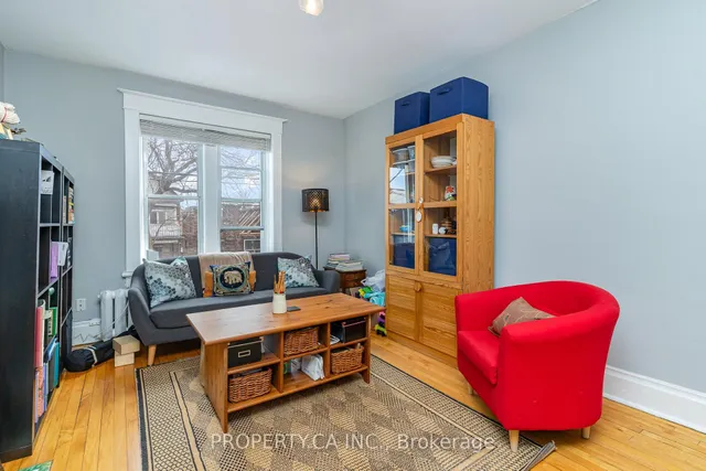 Additional property image - 1126 Dovercourt Rd