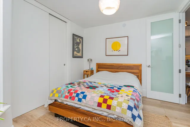 Additional property image - 1126 Dovercourt Rd