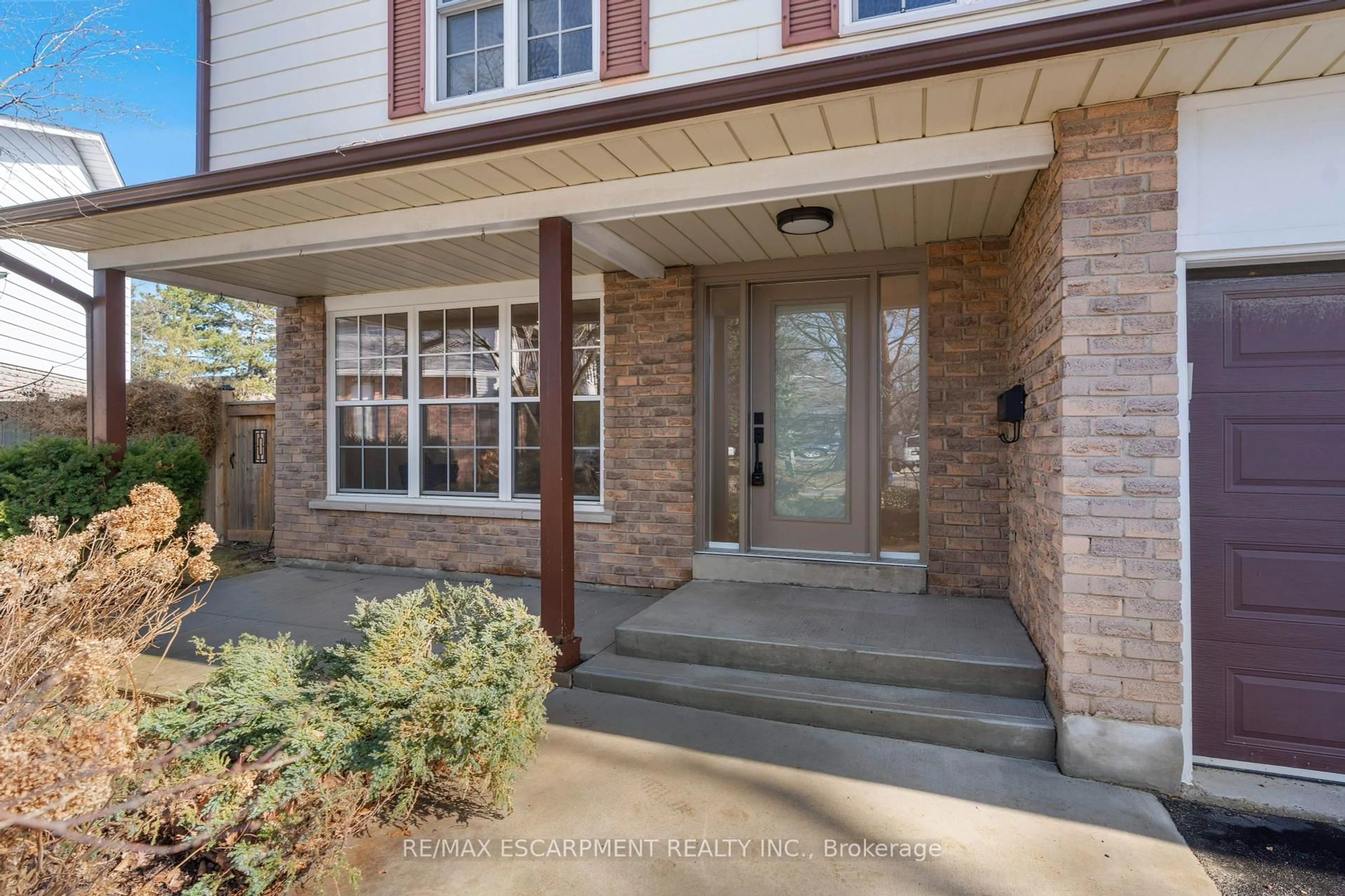 Unknown for 2185 Blackburn Crt, Burlington Ontario L7P 4B3