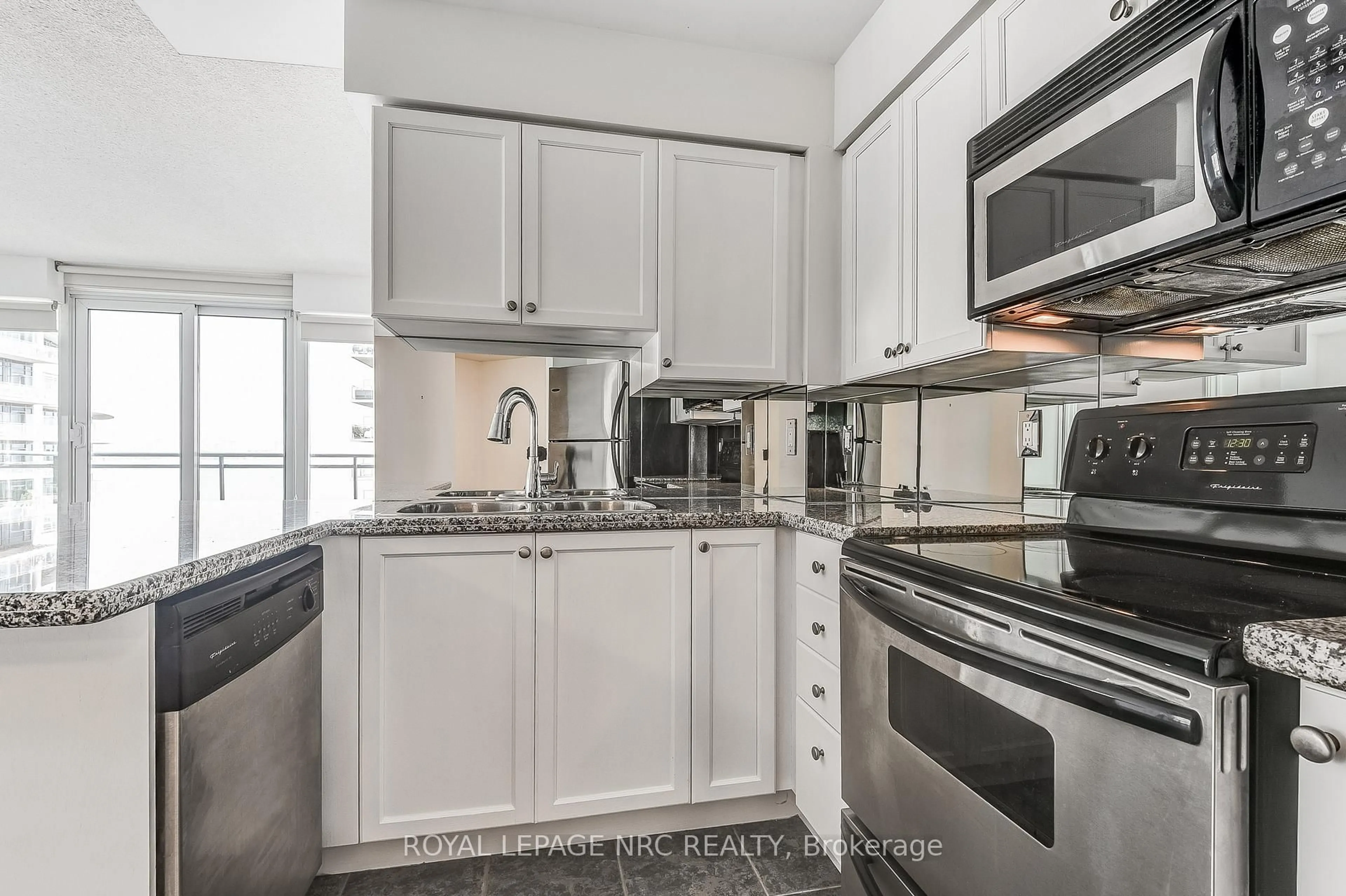 Standard kitchen, unknown for 2121 Lakeshore Blvd #1211, Toronto Ontario M8V 4E9