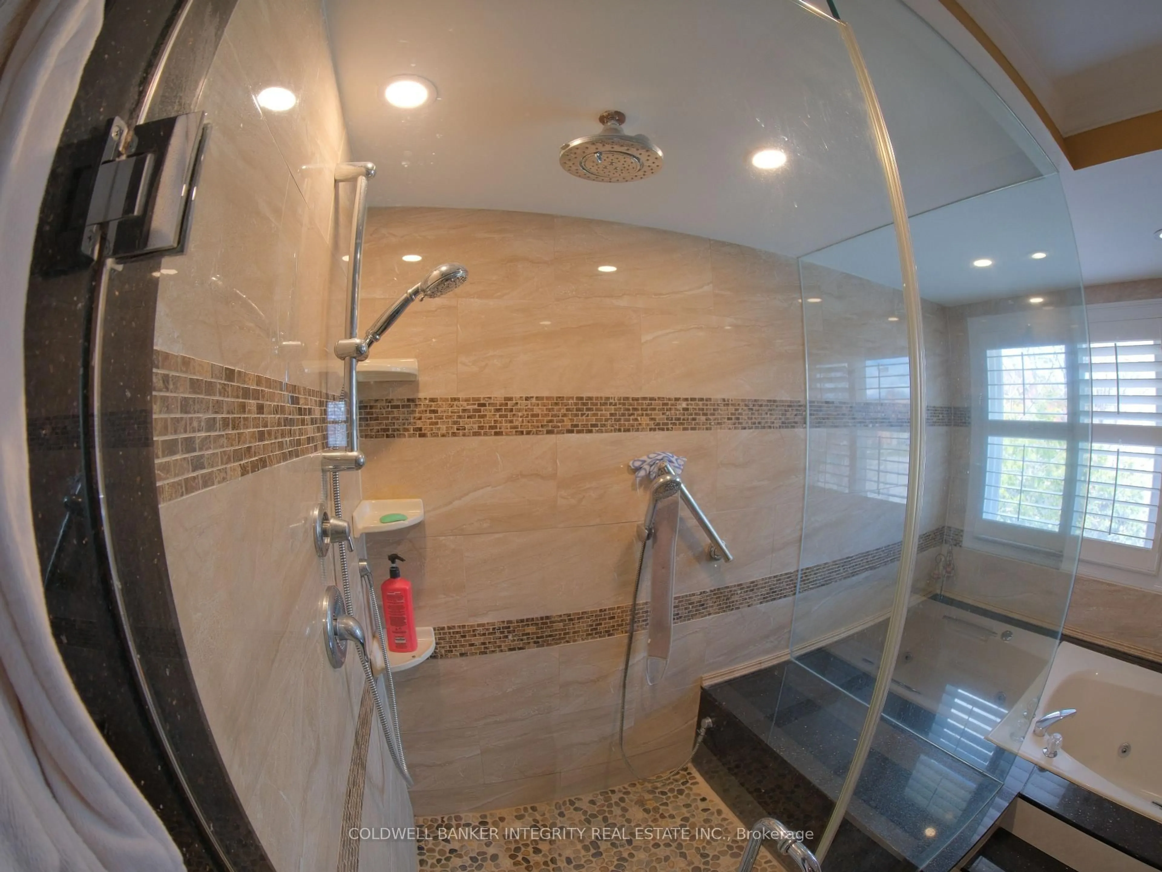 Contemporary bathroom, ceramic/tile floor for 2814 Guilford Cres, Oakville Ontario L6J 6Z5