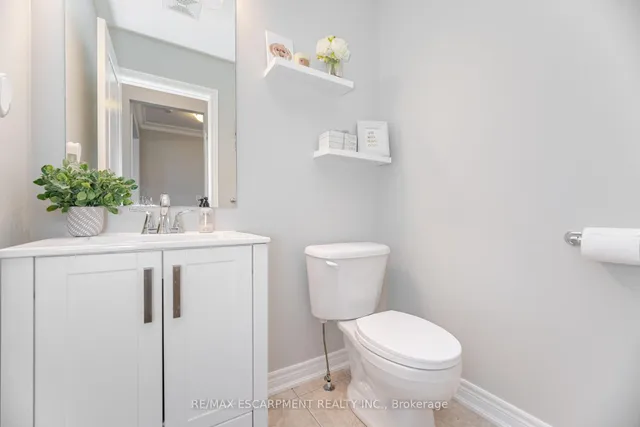 Additional property image - 31 Vanderbrink Dr