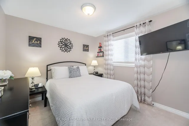 Additional property image - 31 Vanderbrink Dr