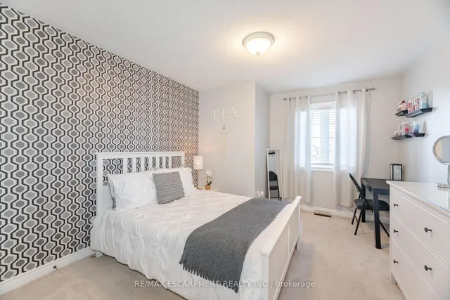 Additional property image - 31 Vanderbrink Dr