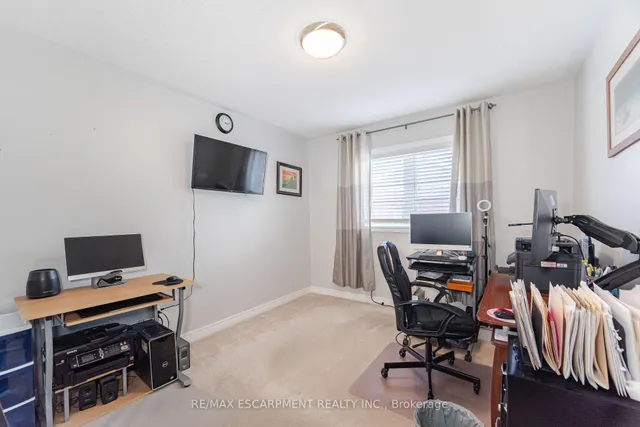 Additional property image - 31 Vanderbrink Dr
