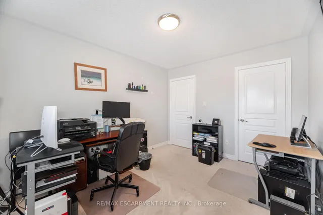 Additional property image - 31 Vanderbrink Dr
