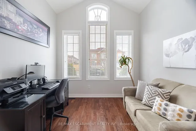 Additional property image - 31 Vanderbrink Dr