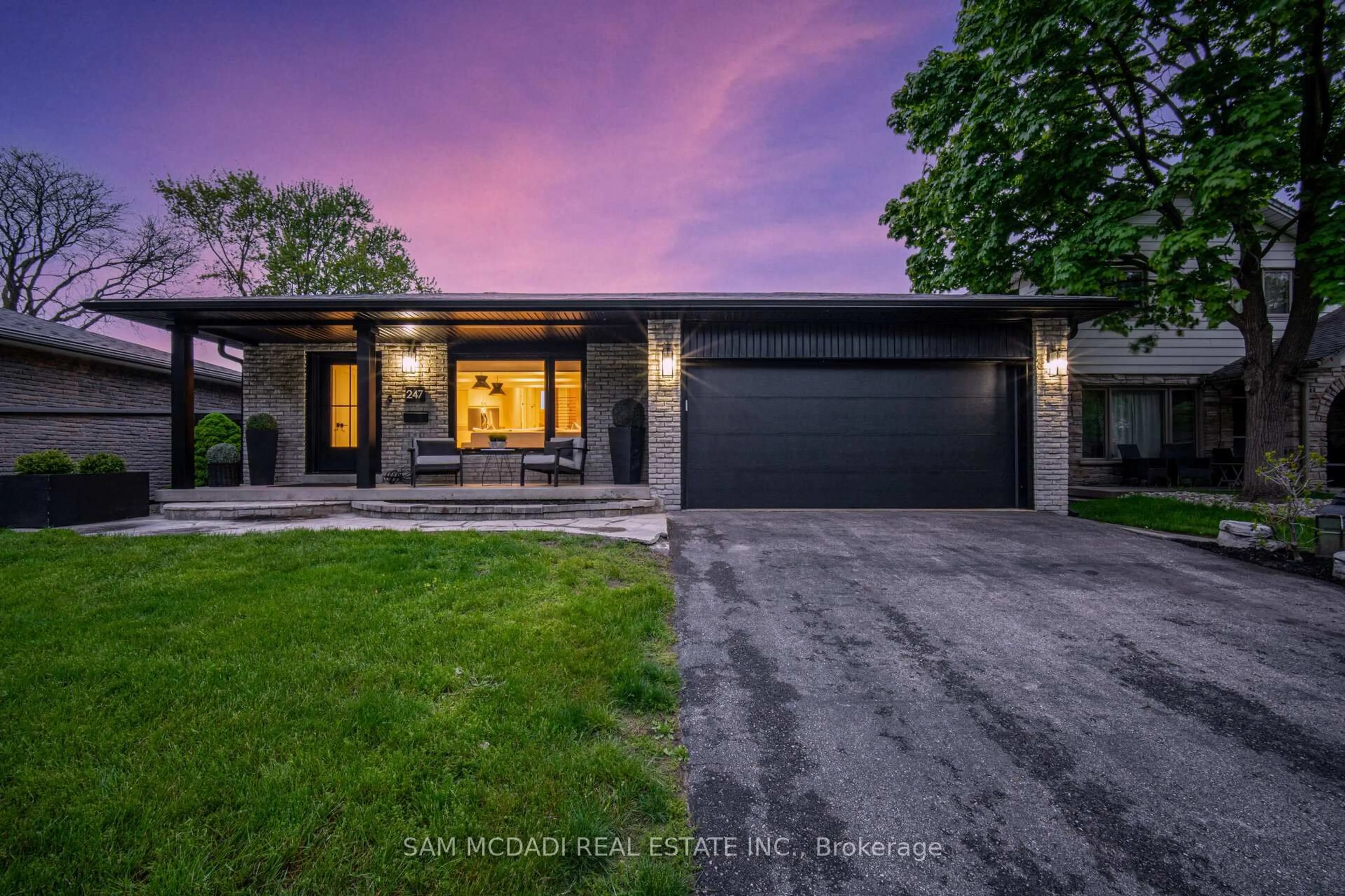 Home with brick exterior material, street for 247 Cherry Post Dr, Mississauga Ontario L5A 1J1