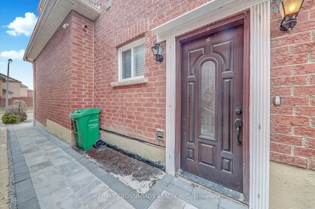 Additional property image - 37 Denim Dr
