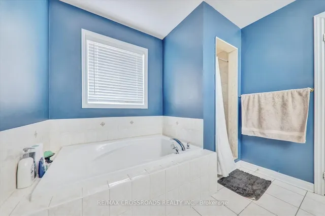 Additional property image - 37 Denim Dr