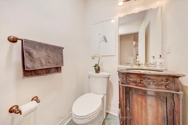 Additional property image - 37 Denim Dr