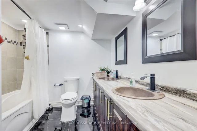 Additional property image - 37 Denim Dr