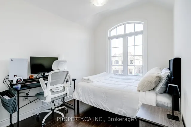 Additional property image - 10 Fordham Rd