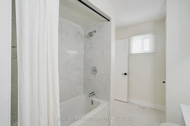 Additional property image - 1252 Lakeview Dr