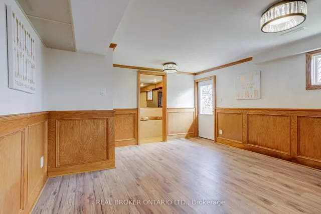 Additional property image - 1252 Lakeview Dr