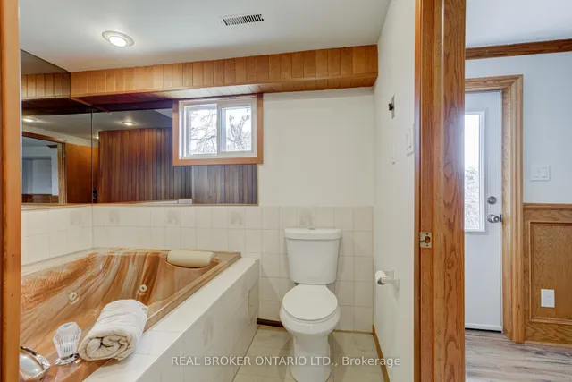 Additional property image - 1252 Lakeview Dr