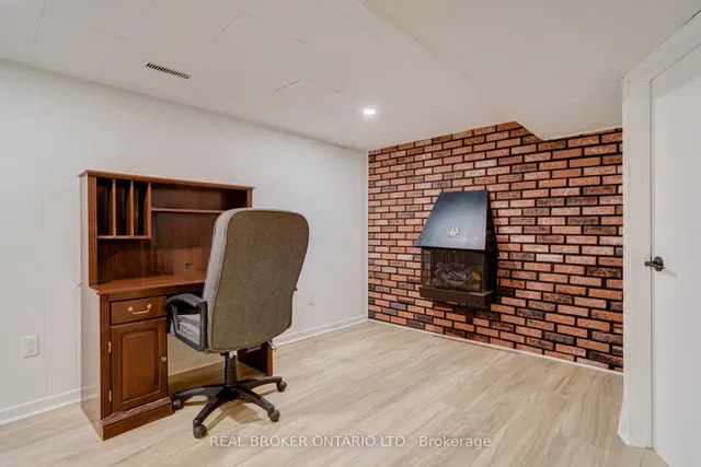 Additional property image - 1252 Lakeview Dr