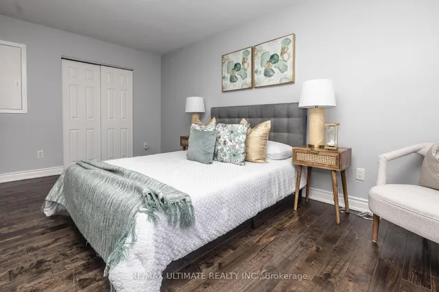 Additional property image - 3641 Holden Cres
