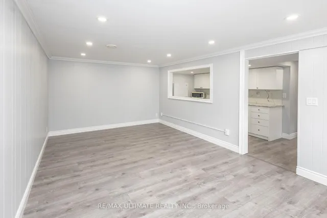Additional property image - 3641 Holden Cres