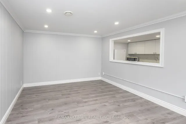Additional property image - 3641 Holden Cres