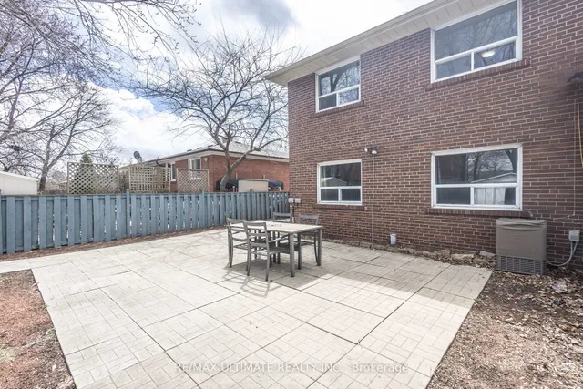 Additional property image - 3641 Holden Cres