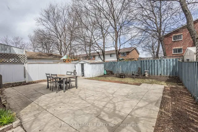 Additional property image - 3641 Holden Cres